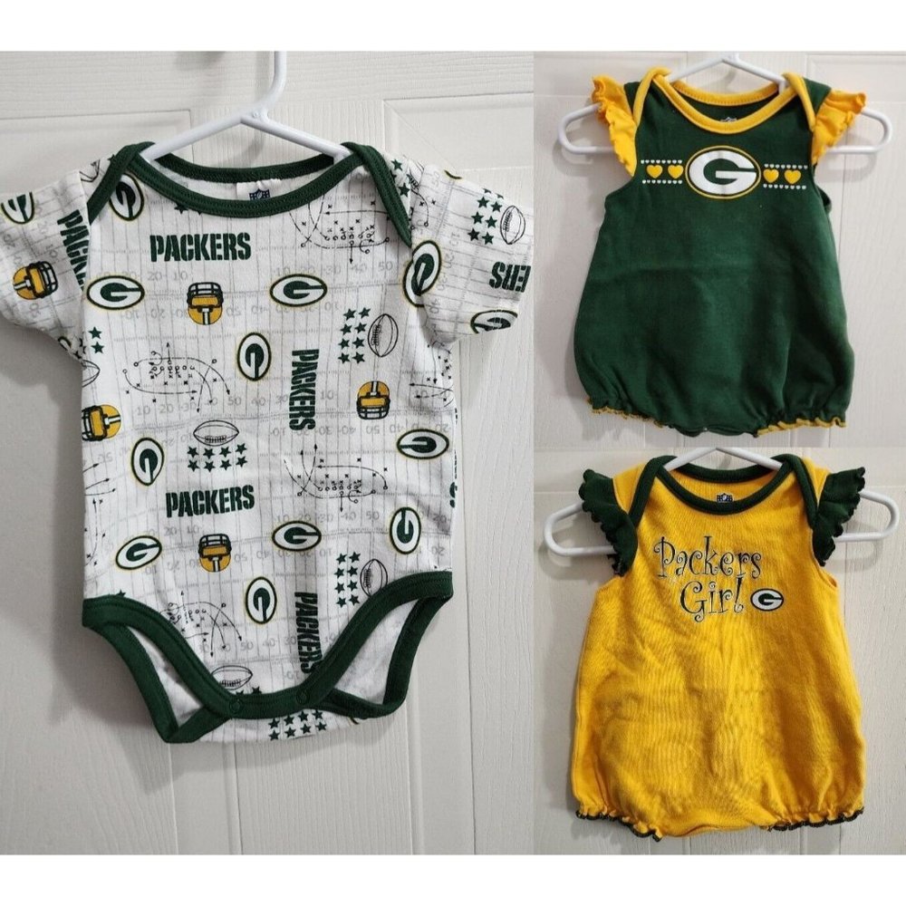 Lot of 3 Green Bay Packers Baby S/S One Piece Bodysuits NFL Team Size 0-3 Months